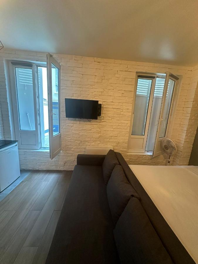 Super Location Meets Charming Studio -Ecole Militaries Champ De Mars - 7Th Arrondisment Appartement Parijs Buitenkant foto
